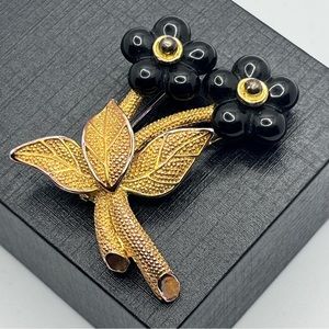 VTG 50's Enamel Flower Floral Bouquet Brooch Pin Black Gold 2.5"